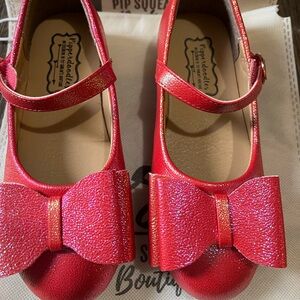 New pink shimmer size 3